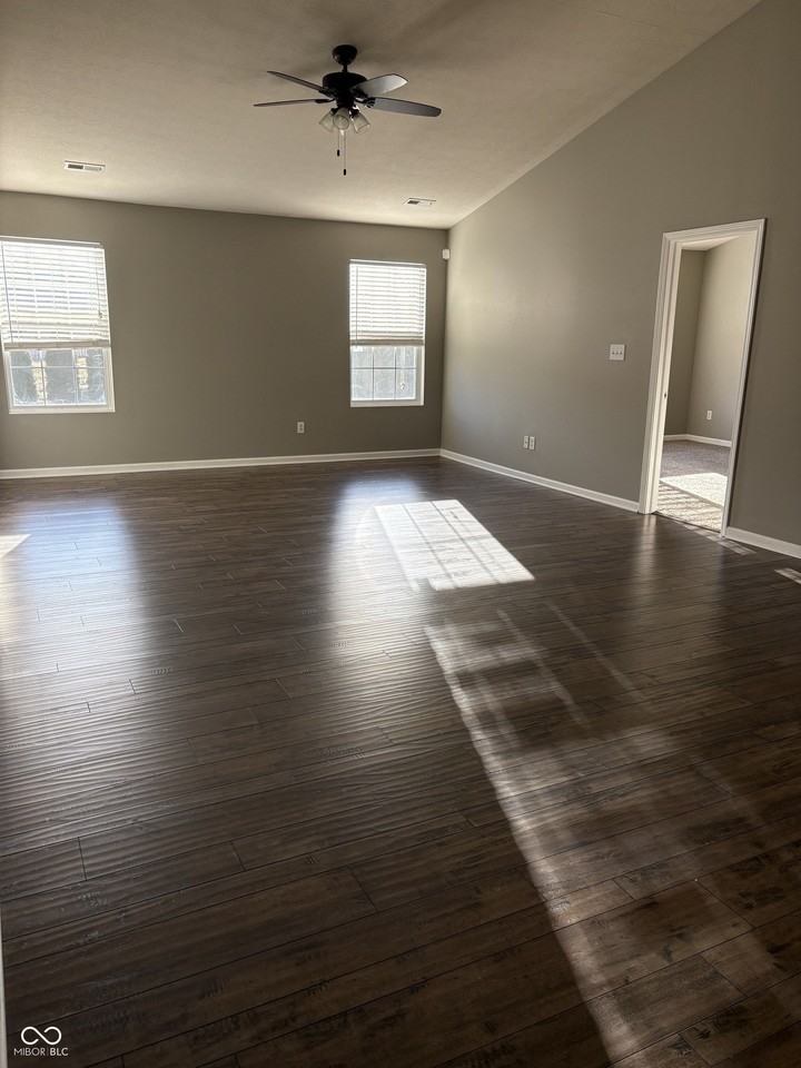 5318 Wood Hollow Dr - Photo 6 of 17