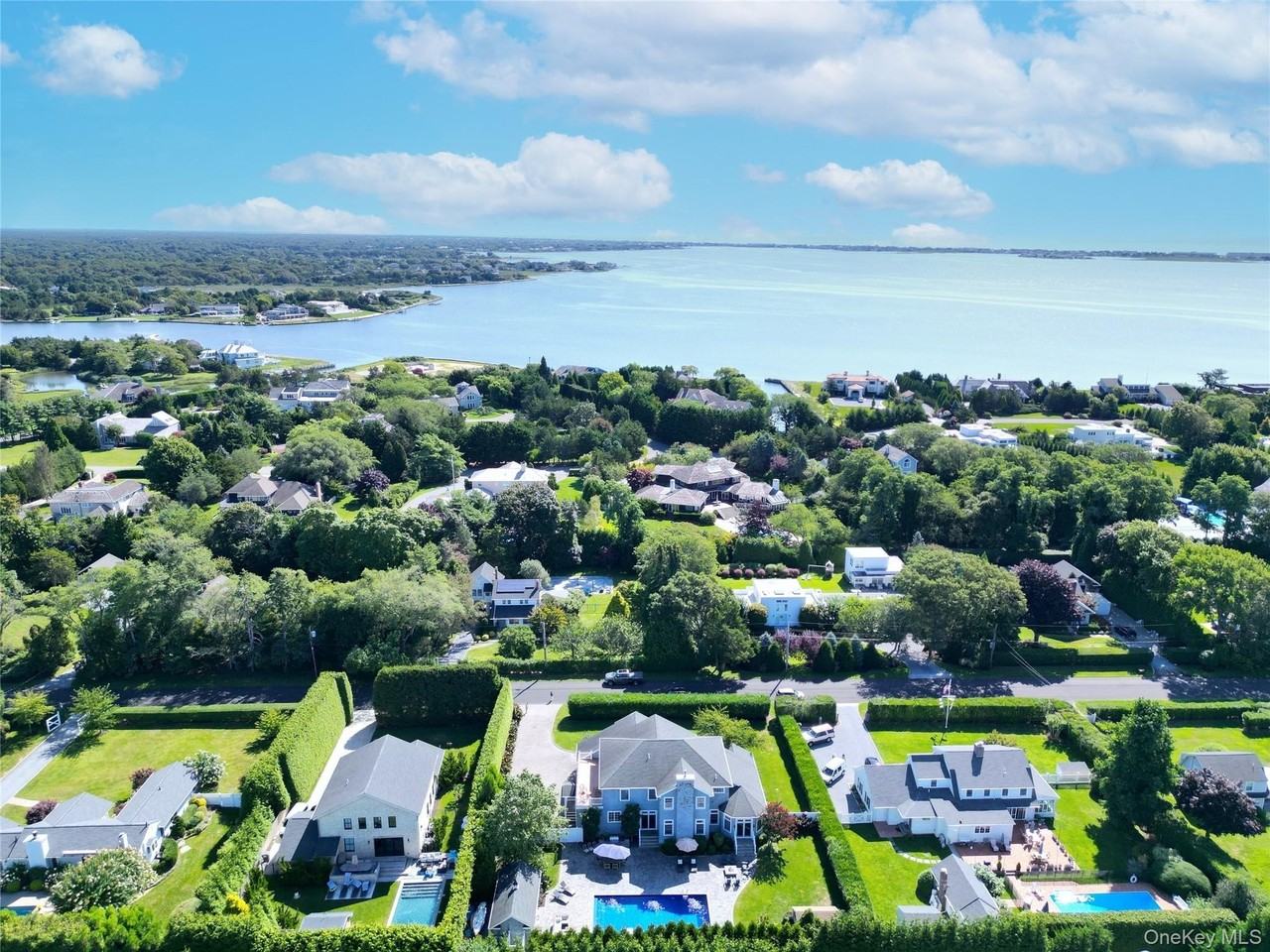 43 Shore Rd - Photo 2 of 28