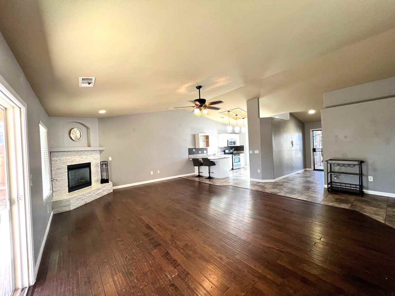 427 Woodlands Meadow Ct #1 - Photo 5 of 31