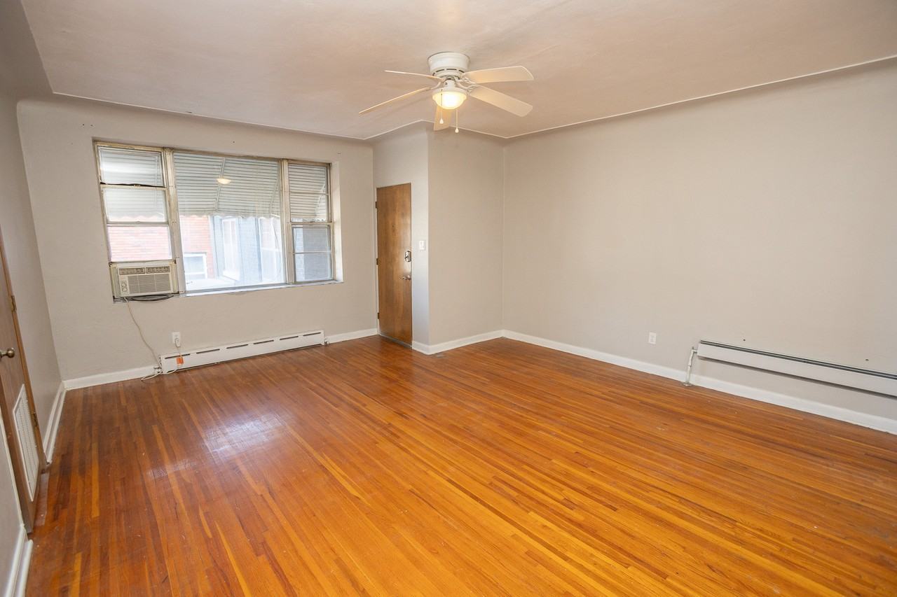 210 E Dunklin St Apt A1 #A1 - Photo 6 of 10