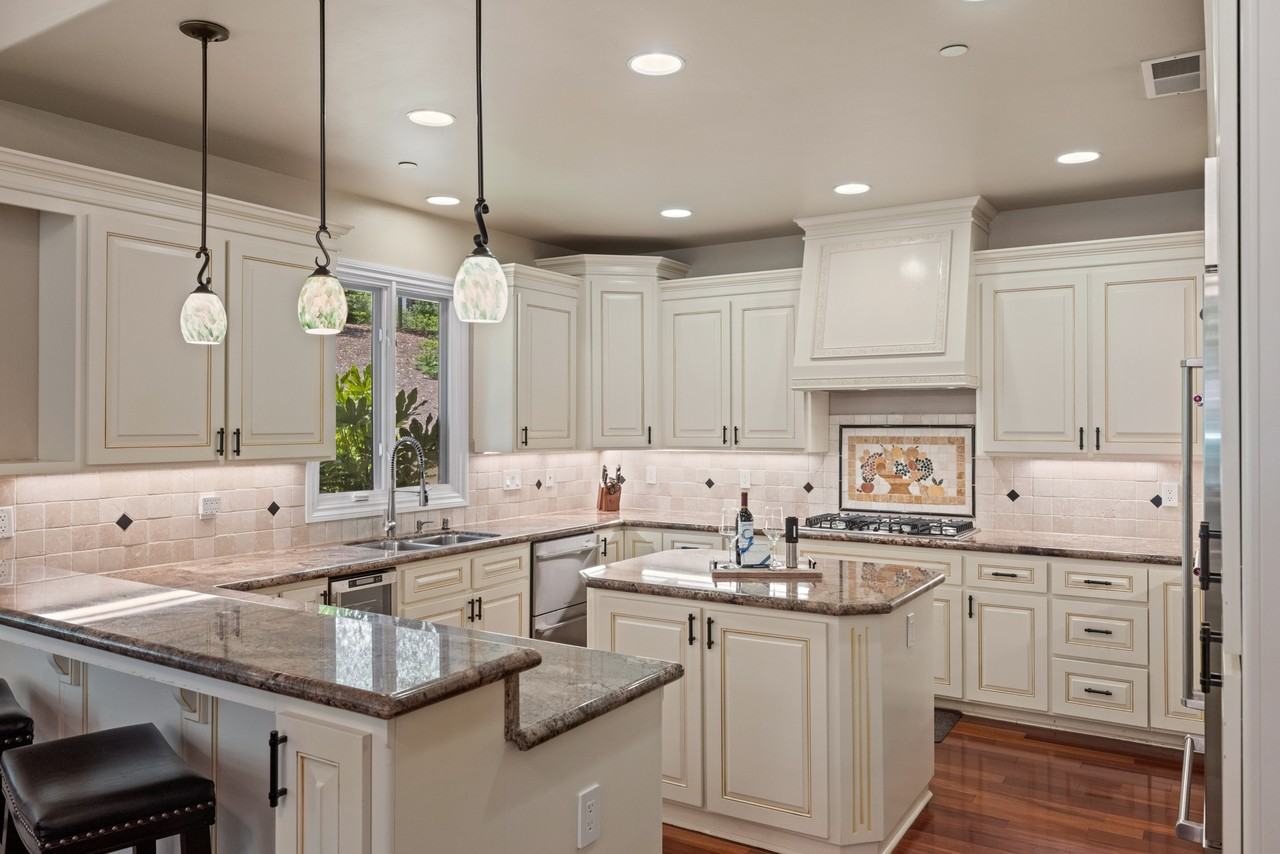 1400 Bonita Dr #1 - Photo 6 of 25