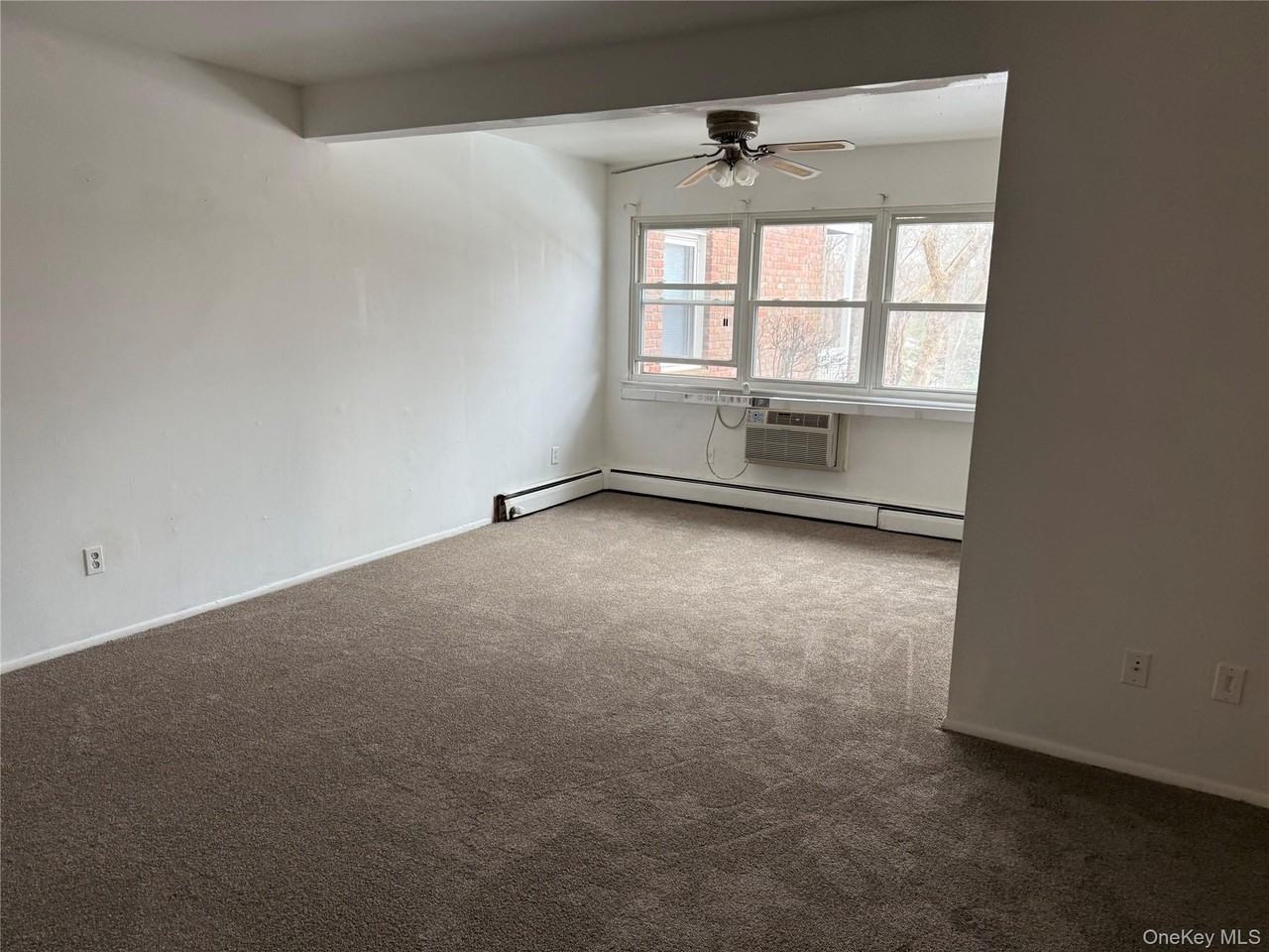 58 Parkside Dr Unit 58 #58 - Photo 5 of 10