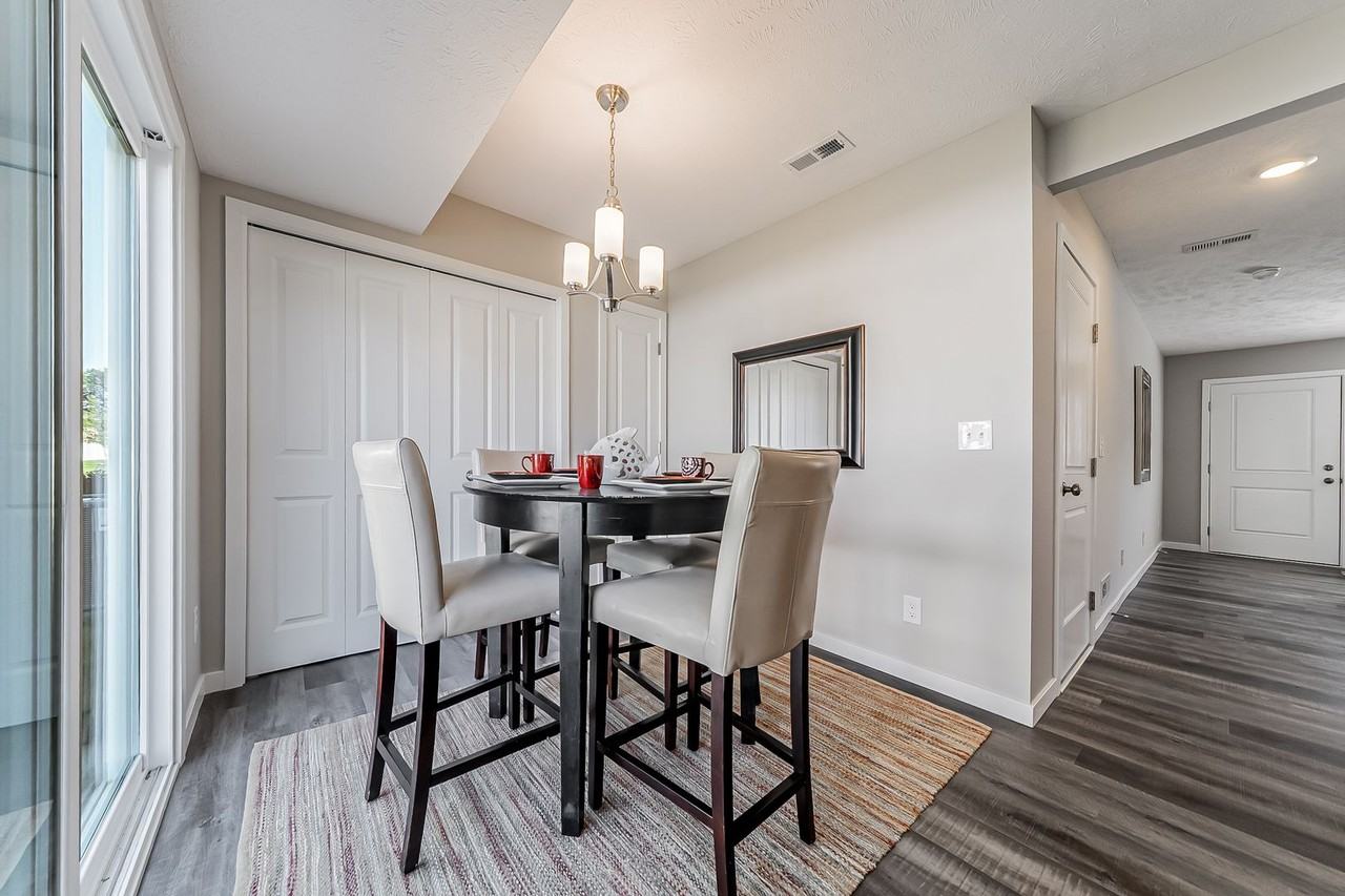 The Kingston of North Olmsted - Photo 6 of 30