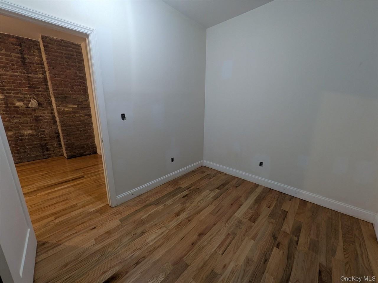 10444 42nd Ave Apt 1b #1B - Photo 4 of 7