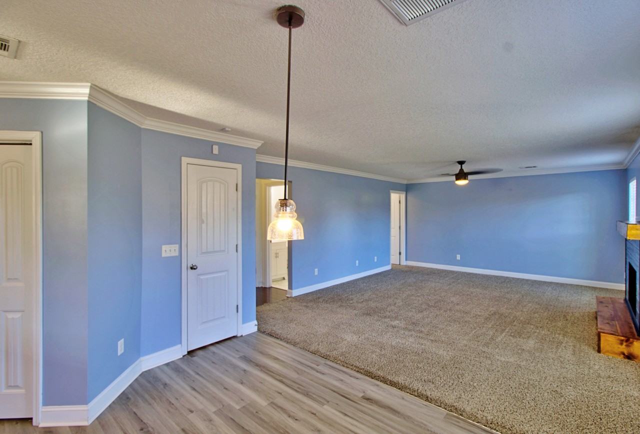 702 Auburn Cv #1 - Photo 7 of 28