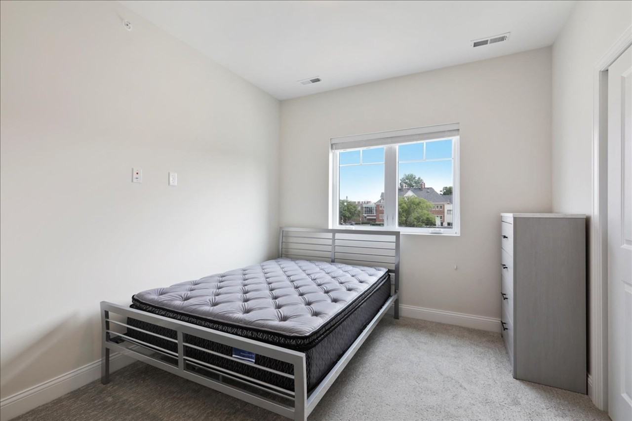 314 S State St - Photo 7 of 50