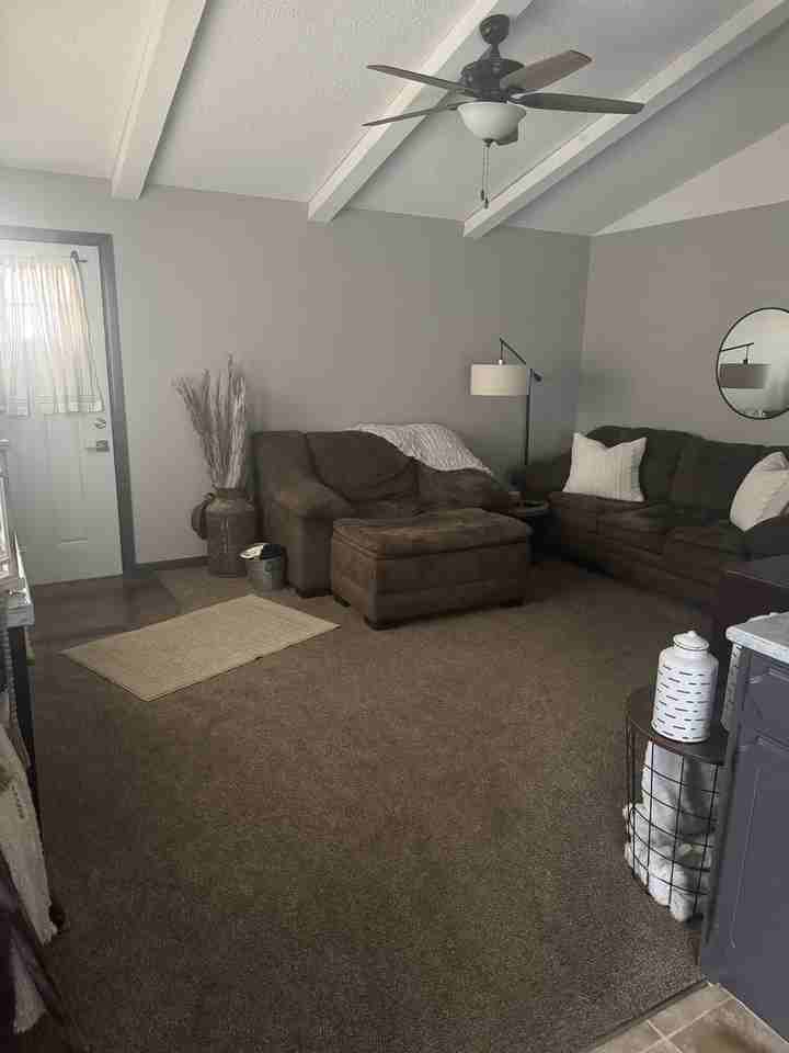 1113 Hill St - Photo 2 of 11