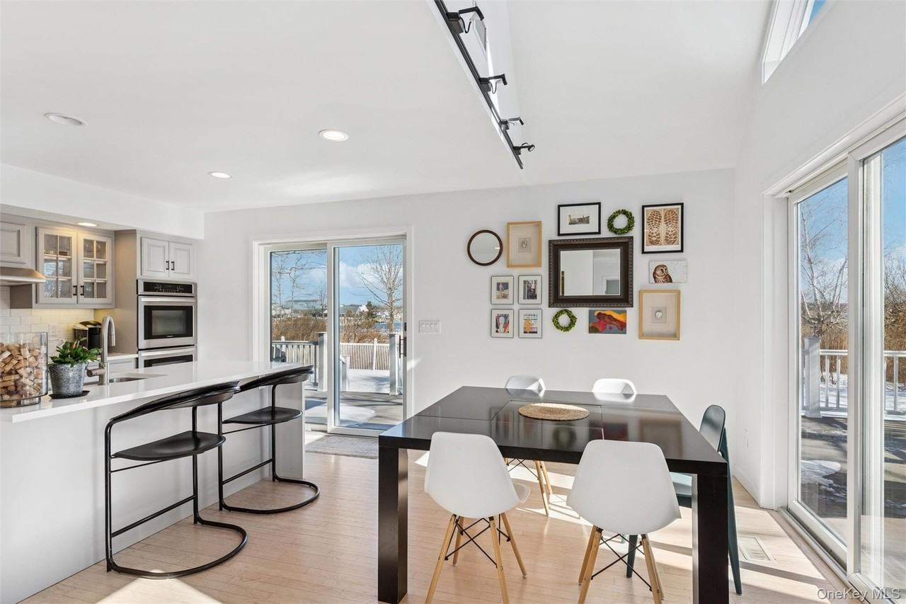 845 Budds Pond Rd - Photo 6 of 22