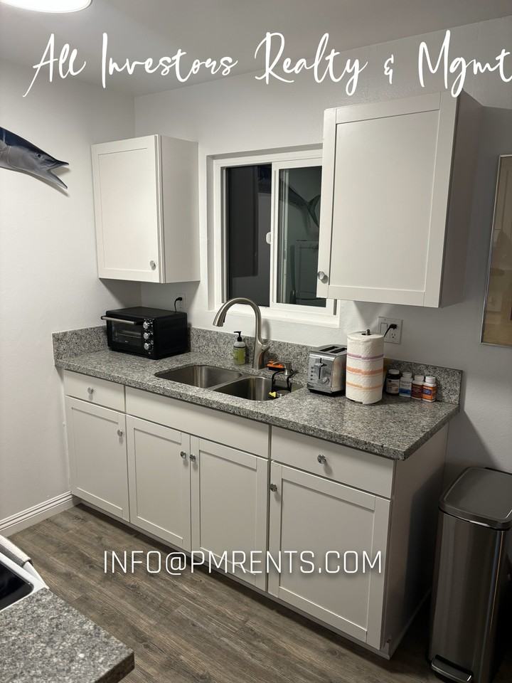 1108 S Cleveland St #P - Photo 7 of 11