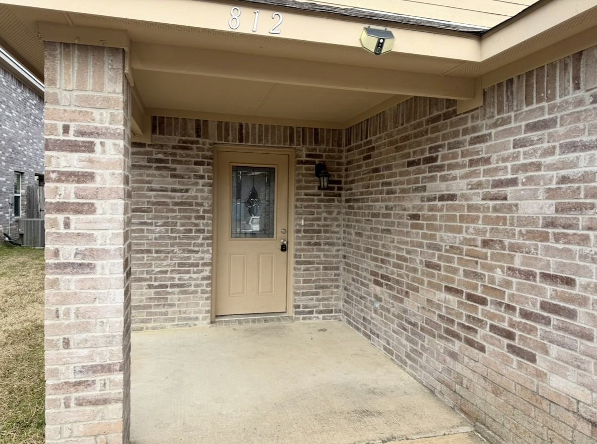 812 Parkplace Rdg #1 - Photo 2 of 17