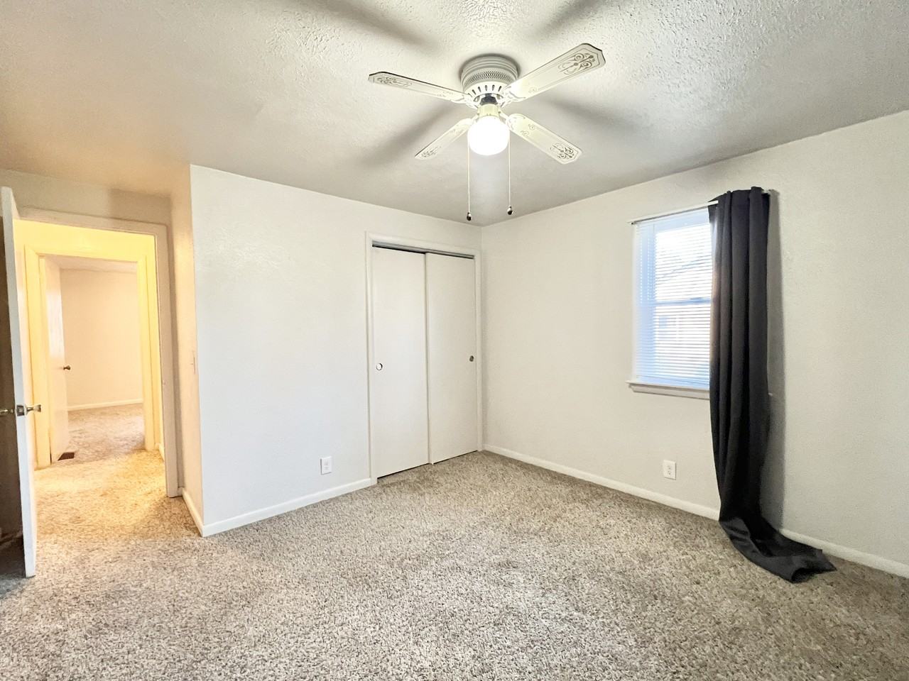 319 N Walnut St #1 - Photo 5 of 10