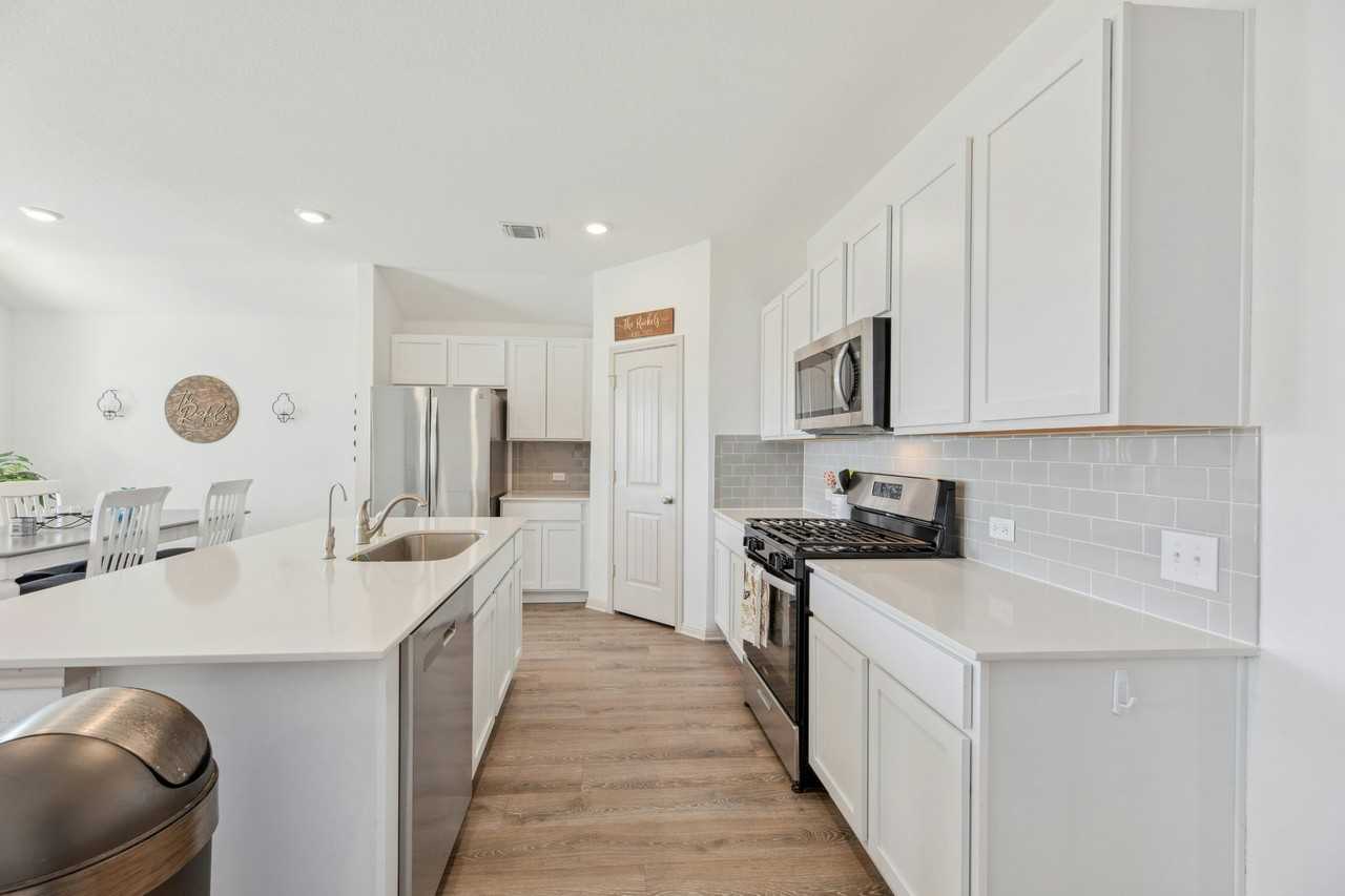 241 Sweetwater Creek Ln #1 - Photo 2 of 10