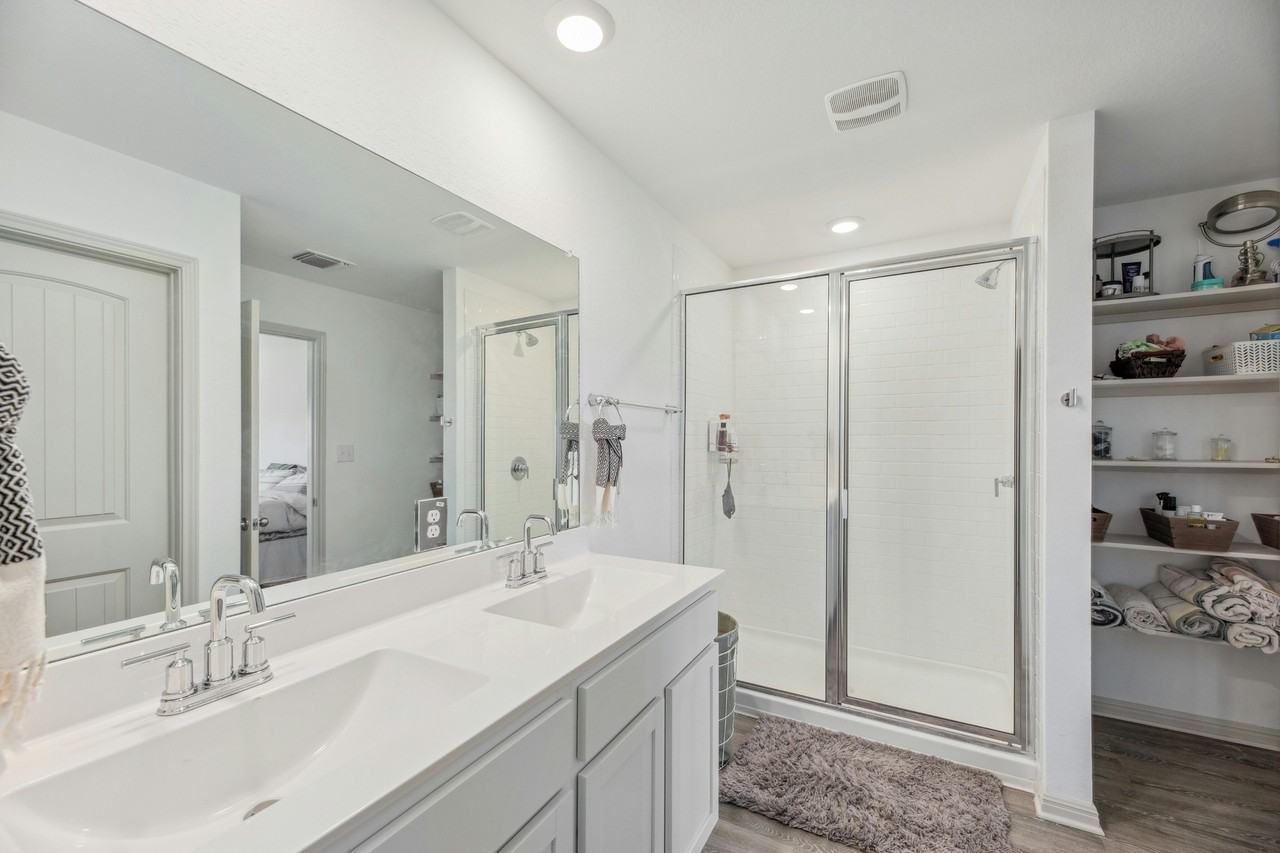 241 Sweetwater Creek Ln #1 - Photo 5 of 10