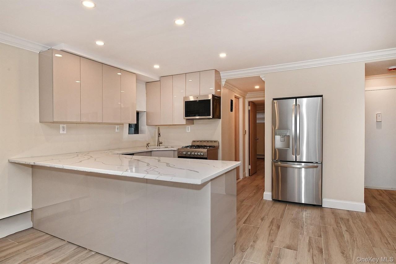 80 Lincoln Ave Unit A6 #A6 - Photo 2 of 20