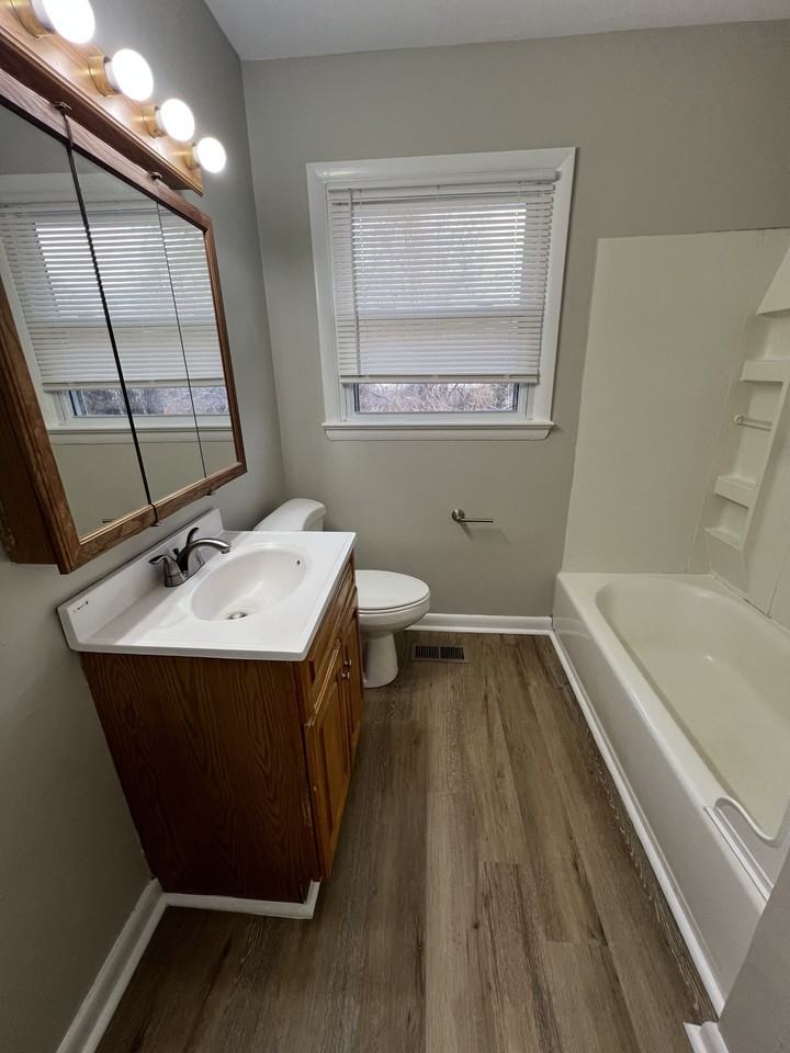 413 Bailey Ln #1 - Photo 6 of 11