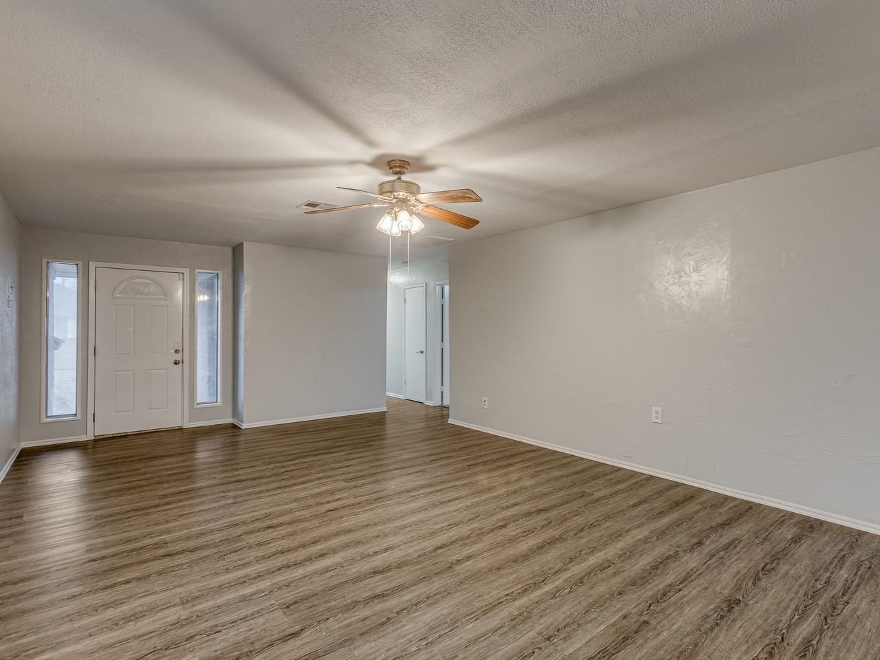 108 Meadowbrook Dr #1 - Photo 6 of 45