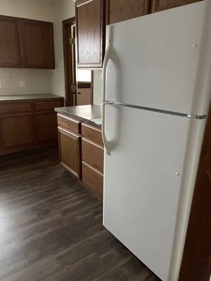 5903 Paradise Ln #2 - Photo 4 of 10