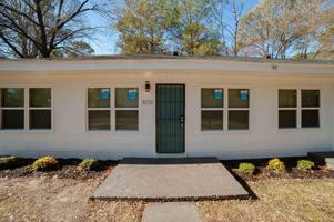 featured image of 5113 Higgins St #1