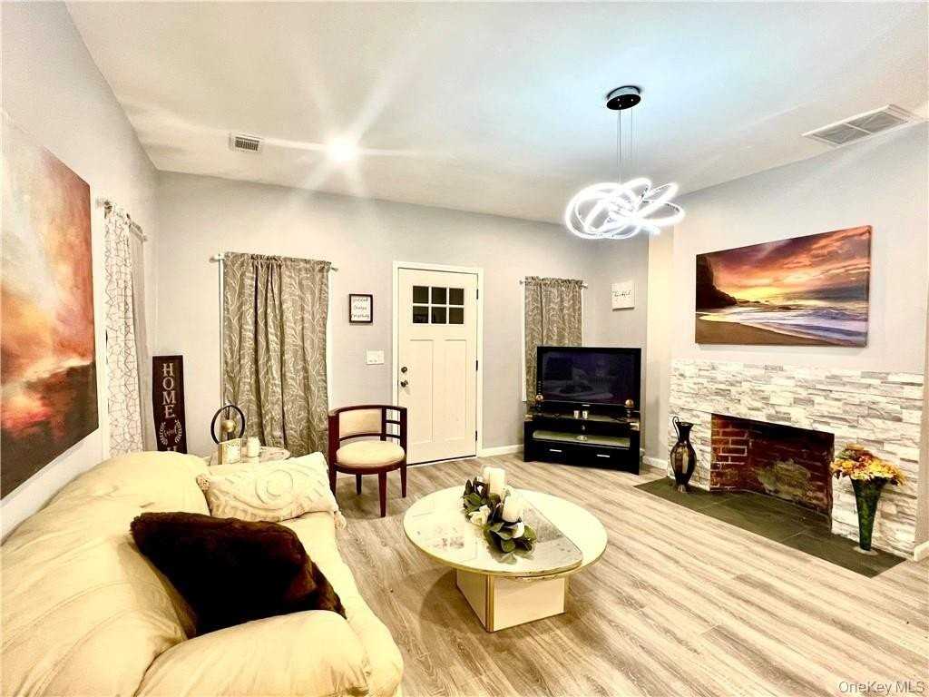 26 Mill St Unit 2 #2 - Photo 4 of 17