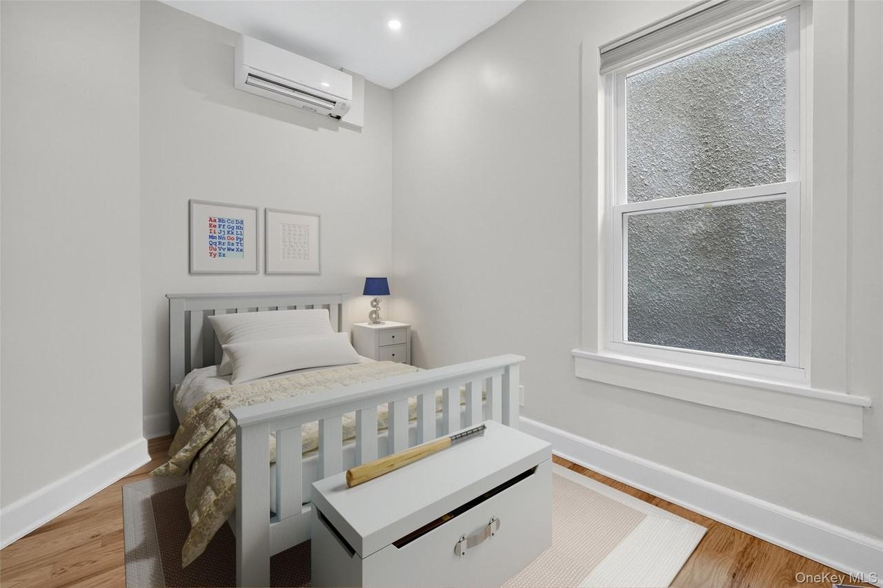 79 Main St Unit 2e #2E - Photo 7 of 20