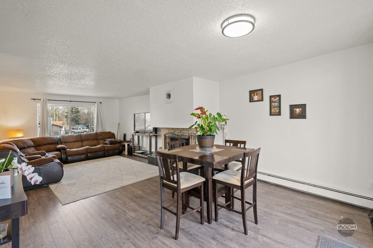 6712 E 12th Ave #1 - Photo 5 of 10