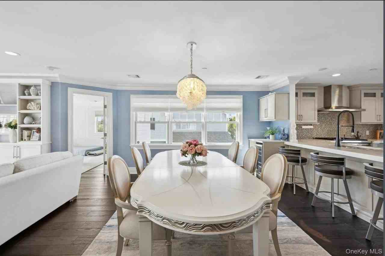 34 Village Green Dr Unit 34 #34 - Photo 4 of 24