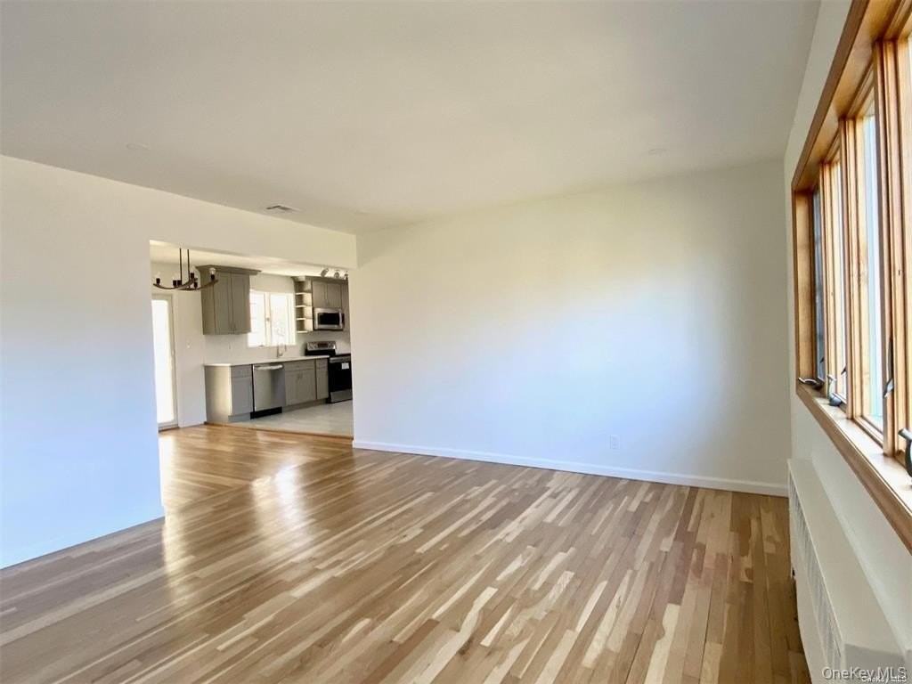 29 Lewis Ln - Photo 6 of 11