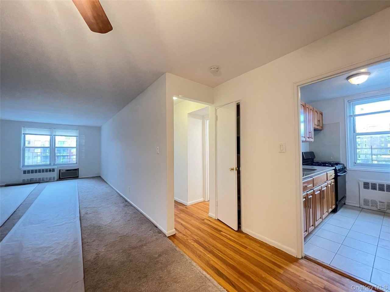 6601 Burns St #3V - Photo 7 of 11