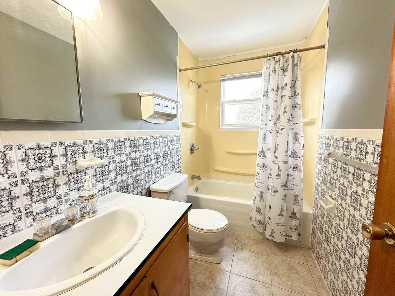 37 Dobbin St #14 - Photo 5 of 7