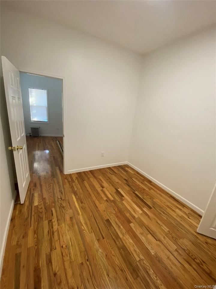 5709 Catalpa Ave Apt 1l #1L - Photo 6 of 15