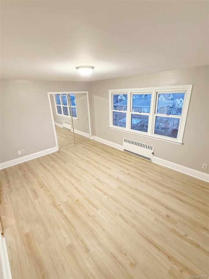 4 aka 16 Amackassin Terrace unit: 3 #3 - Photo 4 of 15