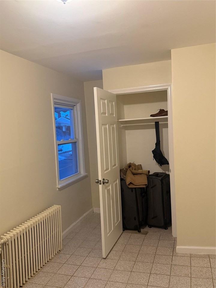 33 Kingston Ave 1st Fl #1stFL - Photo 7 of 9