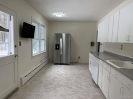 featured image of 124B Camp Hill Rd