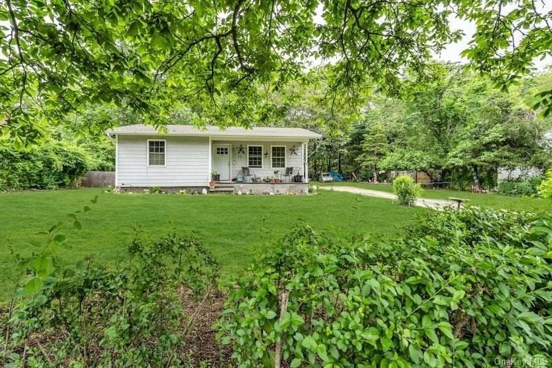 13 Carr Ln - Photo 2 of 16