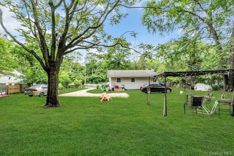 13 Carr Ln - Photo 6 of 16