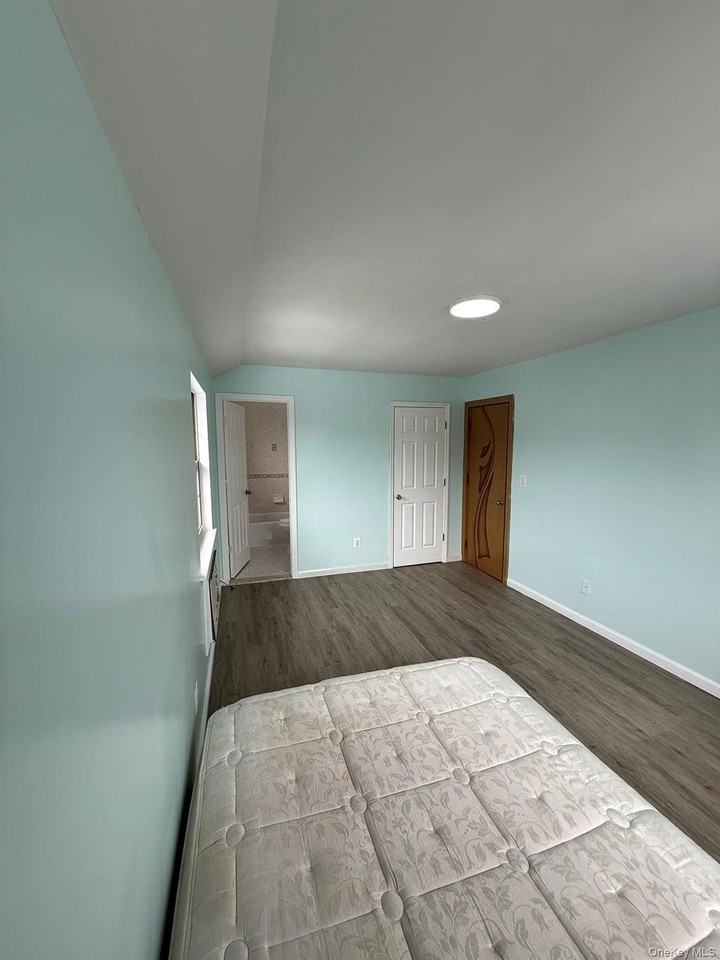 17634 133rd Ave 2nd Fl #2ndFL - Photo 5 of 14