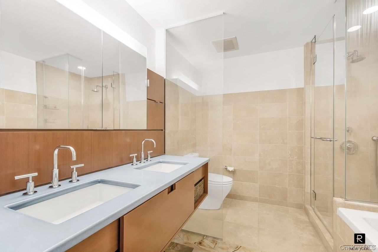 2 River Ter Apt 8m #8M - Photo 7 of 24