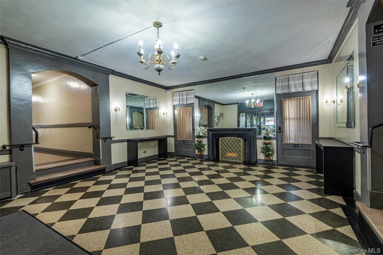 7234 Austin St Apt D4 #D4 - Photo 2 of 17