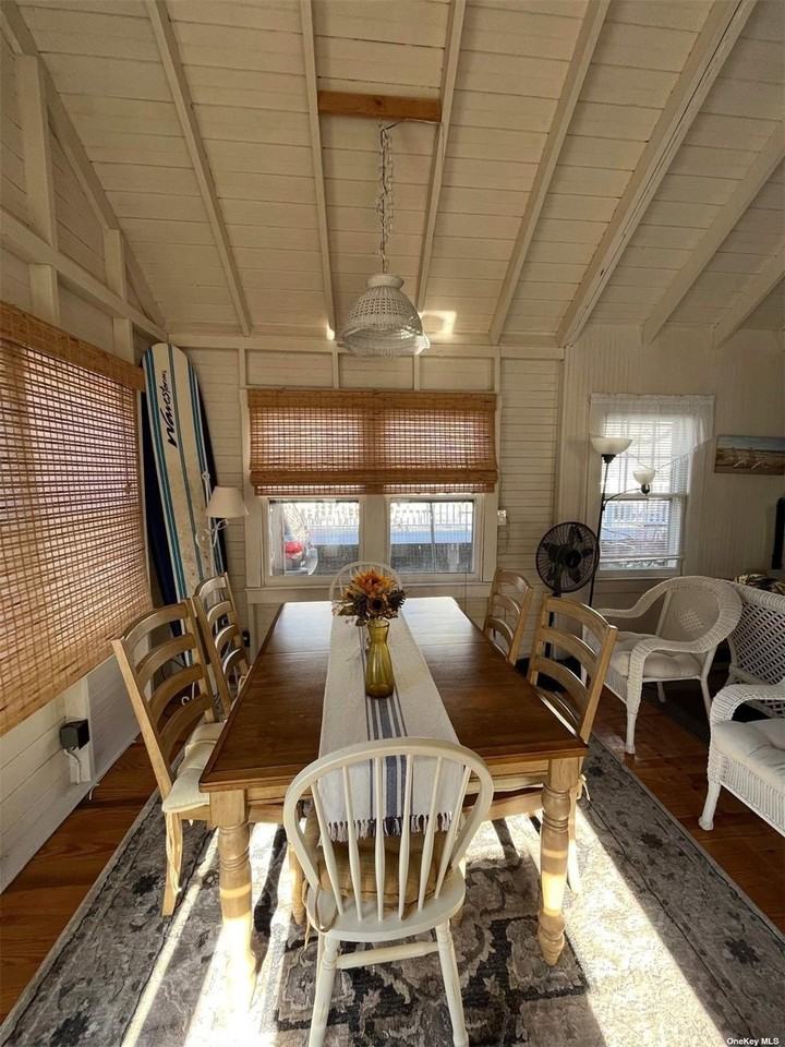 760 Ocean Breeze Walk - Photo 5 of 13