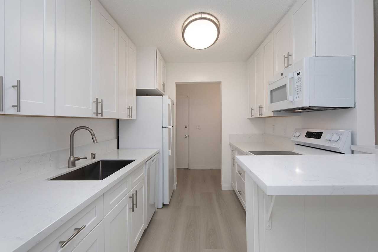 Fountain Estates Apartments - Photo 7 of 18