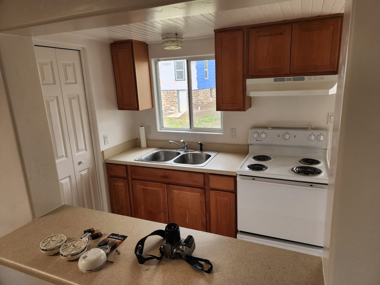 409 S 1st St #411A - Photo 3 of 14