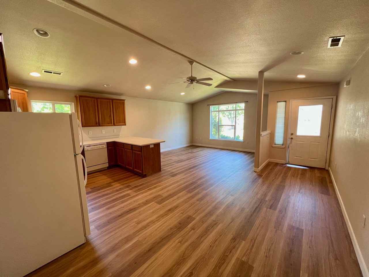 2524 Parkwood Village Ln #1 - Photo 3 of 26