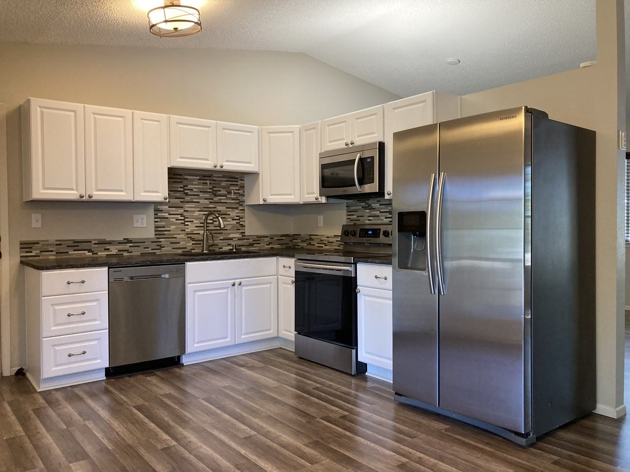 5480 Descanso Cir W #1 - Photo 5 of 17