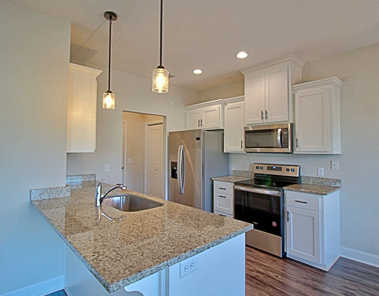 681 Abode Ave #1 - Photo 7 of 32