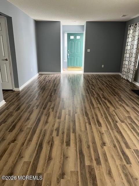 9 Des Moines Ct - Photo 6 of 26