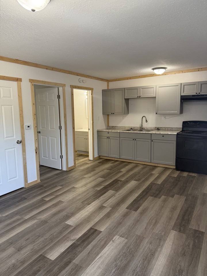 2881 Elvira Ave #14 - Photo 3 of 25