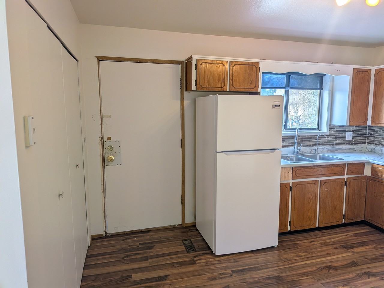 46909 Yale Rd #B - Photo 2 of 16