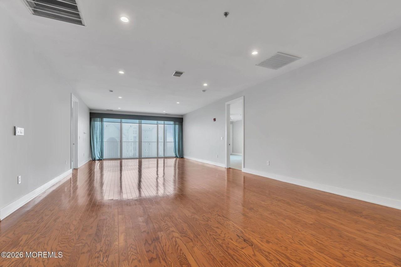 432 Ocean Blvd N Unit 411 #411 - Photo 5 of 21