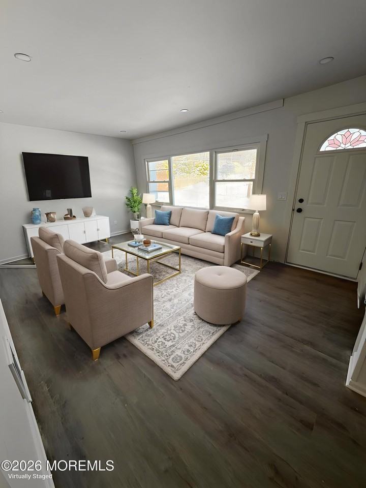 33 Weaverville Rd - Photo 7 of 8