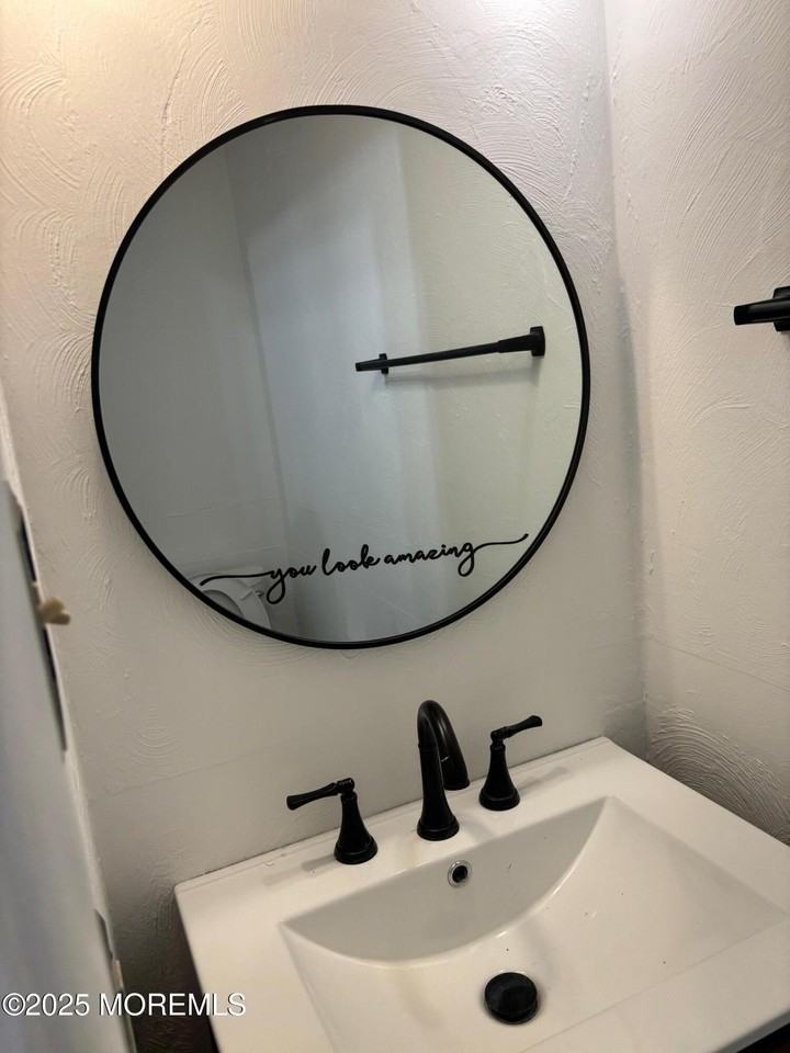 39 Pin Oak Ln - Photo 6 of 20